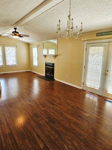 40 Longleaf Circle, Myrtle Beach, SC 29577