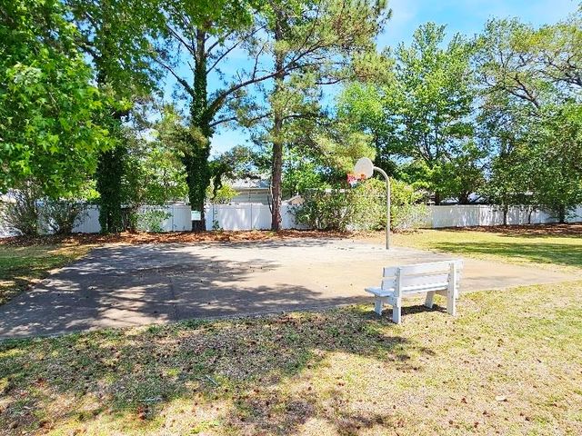 40 Longleaf Circle, Myrtle Beach, SC 29577