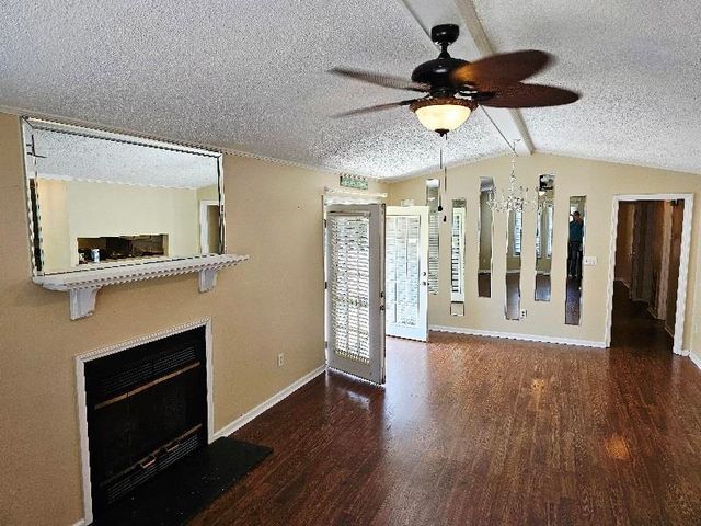 40 Longleaf Circle, Myrtle Beach, SC 29577