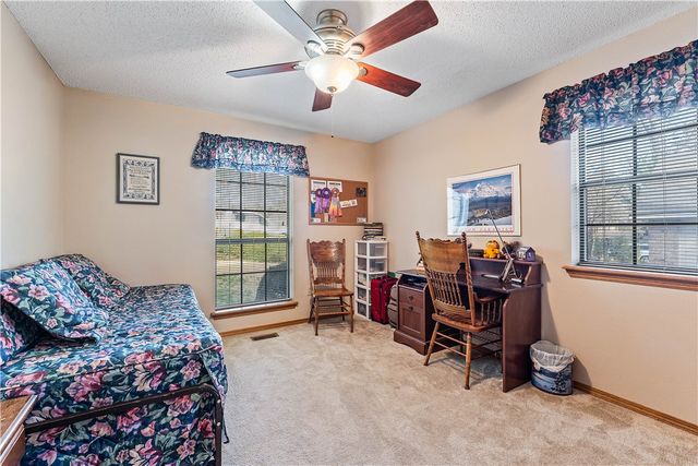 22 Lavendon Circle Drive, Bella Vista, AR 72714