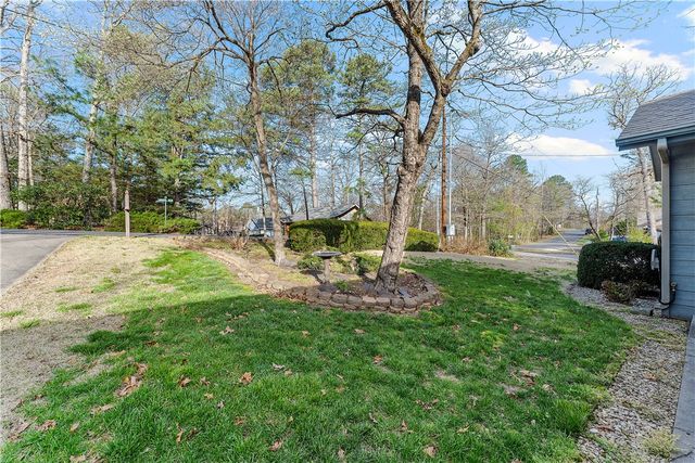 22 Lavendon Circle Drive, Bella Vista, AR 72714