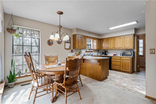 22 Lavendon Circle Drive, Bella Vista, AR 72714