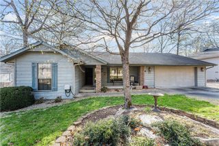 22 Lavendon Circle Drive, Bella Vista, AR 72714