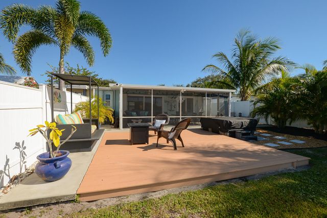 110 SW Hideaway Place, Stuart, FL 34994