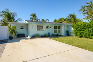 110 SW Hideaway Place, Stuart, FL 34994