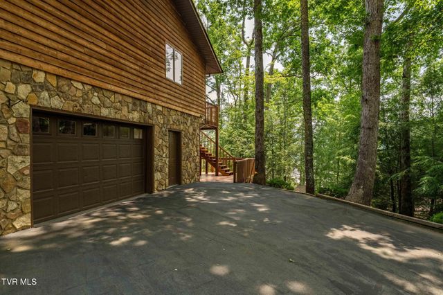196 Hiddenwood Drive, Mountain City, TN 37683