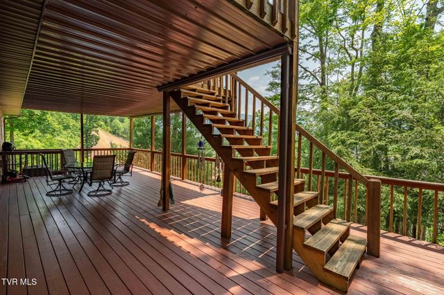 196 Hiddenwood Drive, Mountain City, TN 37683
