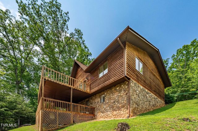 196 Hiddenwood Drive, Mountain City, TN 37683
