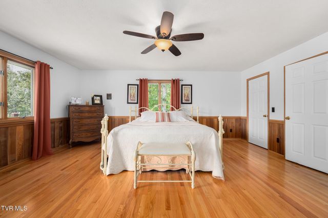 196 Hiddenwood Drive, Mountain City, TN 37683