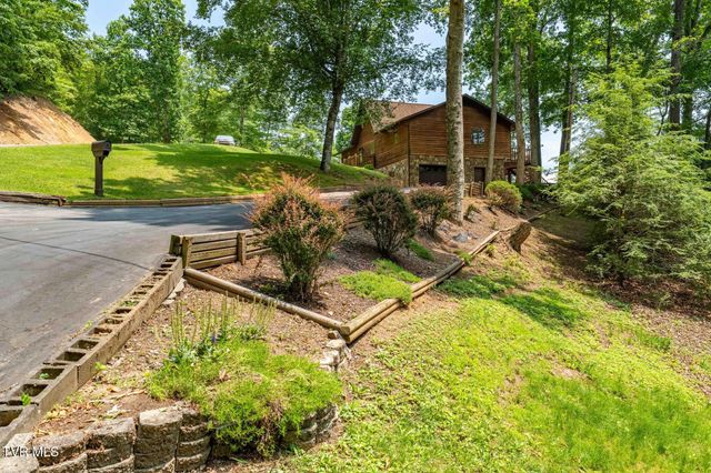 196 Hiddenwood Drive, Mountain City, TN 37683