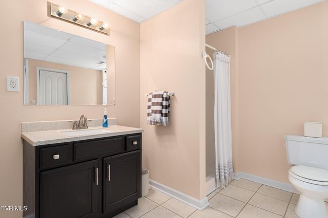 196 Hiddenwood Drive, Mountain City, TN 37683