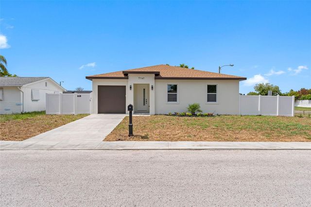 7141 IVANHOE DRIVE, Port Richey, FL 34668
