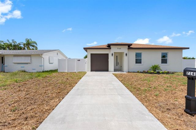 7141 IVANHOE DRIVE, Port Richey, FL 34668