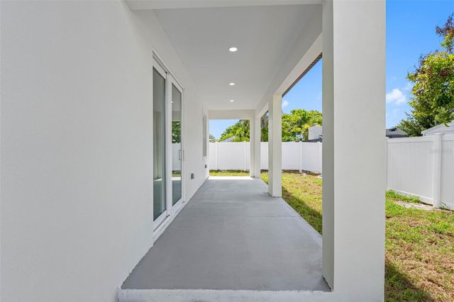 7141 IVANHOE DRIVE, Port Richey, FL 34668