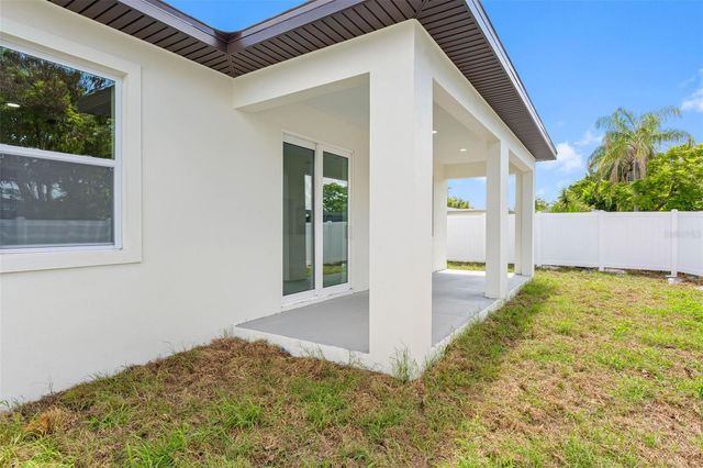 7141 IVANHOE DRIVE, Port Richey, FL 34668