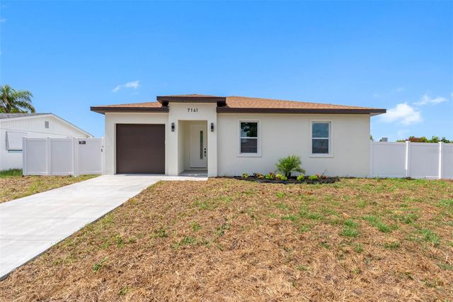 7141 IVANHOE DRIVE, Port Richey, FL 34668