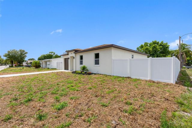 7141 IVANHOE DRIVE, Port Richey, FL 34668