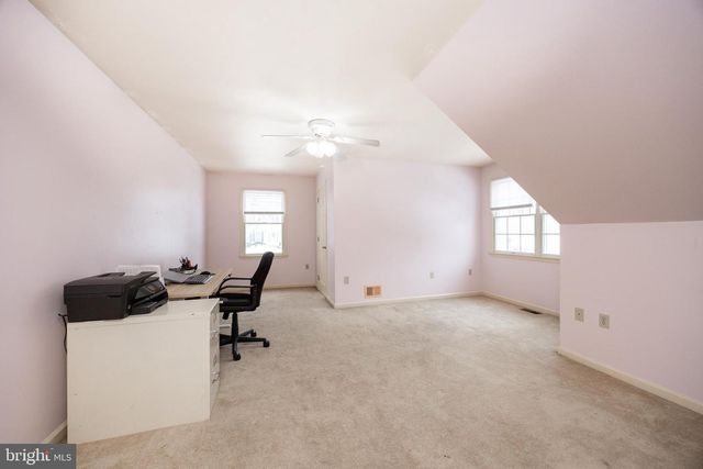 1537 MEADOWVIEW DR, Pottstown, PA 19464