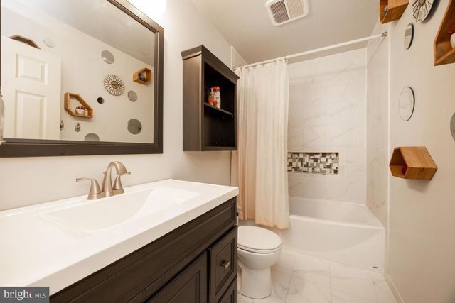 1537 MEADOWVIEW DR, Pottstown, PA 19464