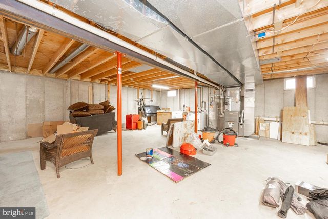 1537 MEADOWVIEW DR, Pottstown, PA 19464