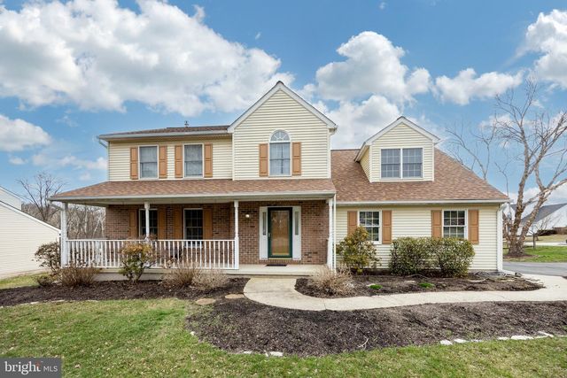 1537 MEADOWVIEW DR, Pottstown, PA 19464