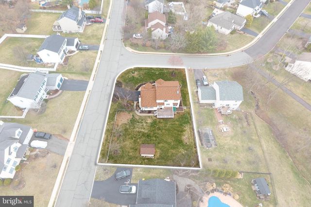 1537 MEADOWVIEW DR, Pottstown, PA 19464