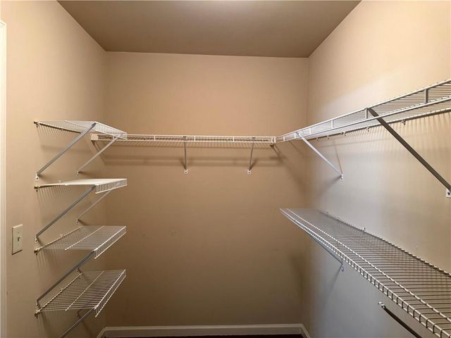 3415 Pointe Vecchio Cir E, Cumming, GA 30040