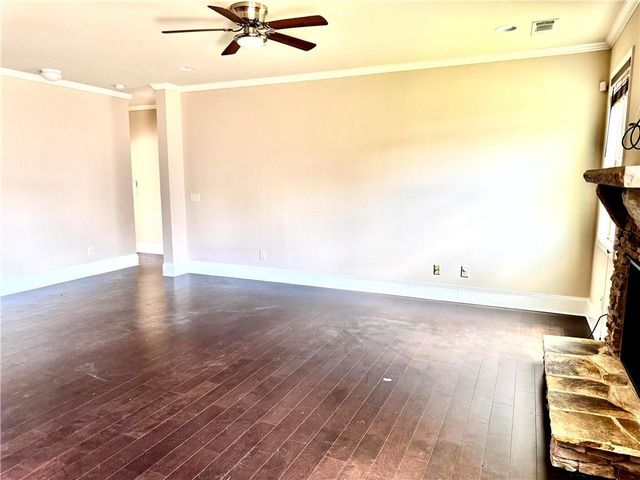 3415 Pointe Vecchio Cir E, Cumming, GA 30040