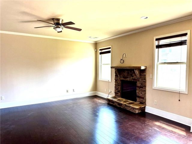 3415 Pointe Vecchio Cir E, Cumming, GA 30040