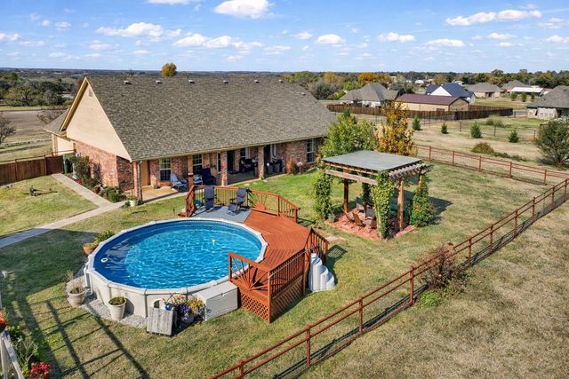 737 County Road 4699, Boyd, TX 76023