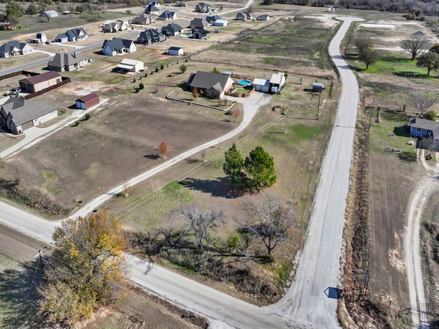 737 County Road 4699, Boyd, TX 76023