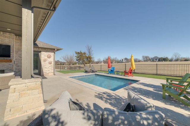 5808 Calcutta Lane, Edmond, OK 73025