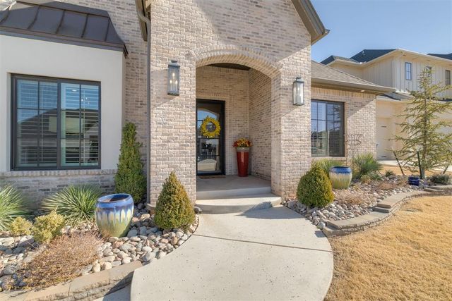 5808 Calcutta Lane, Edmond, OK 73025