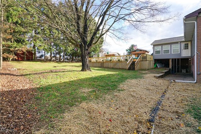 906 Westview Drive, Belpre, OH 45714