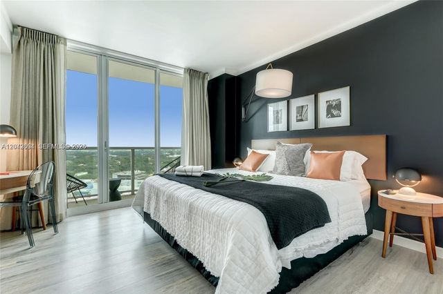 2889 Mcfarlane Rd 1811, Miami, FL 33133