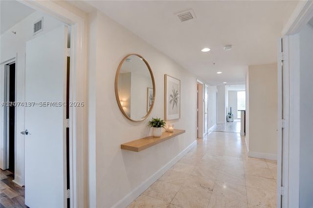 15051 Royal Oaks Ln 503, North Miami, FL 33181