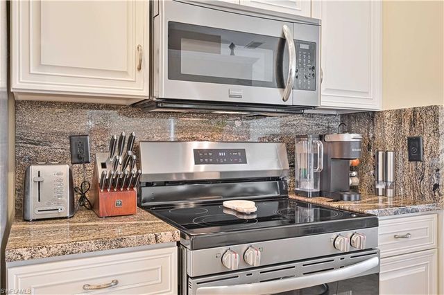 21593 Windham RUN, Estero, FL 33928