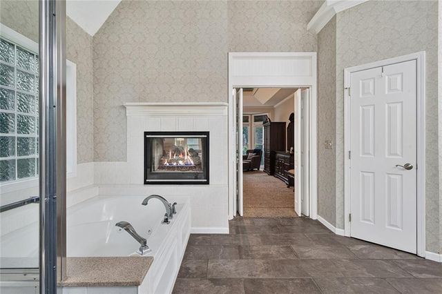 7560 Eicher Drive, Shawnee, KS 66217