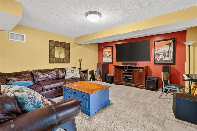 7560 Eicher Drive, Shawnee, KS 66217