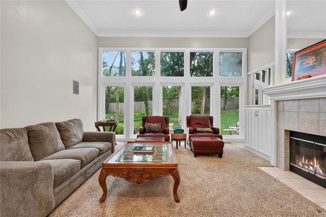 7560 Eicher Drive, Shawnee, KS 66217