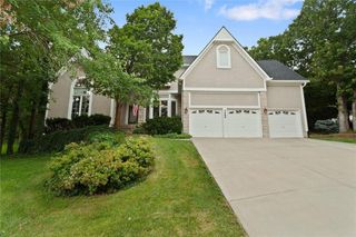 7560 Eicher Drive, Shawnee, KS 66217