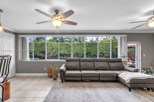 5810 SW 89th Court, Miami, FL 33173