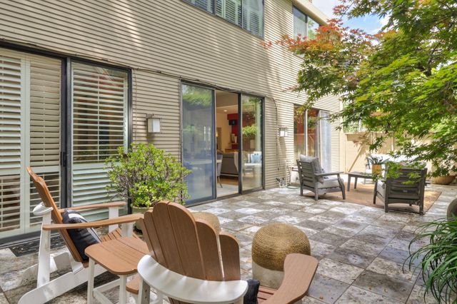 476 Wyndgate Rd, Sacramento, CA 95864