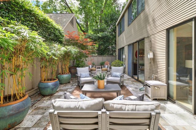 476 Wyndgate Rd, Sacramento, CA 95864