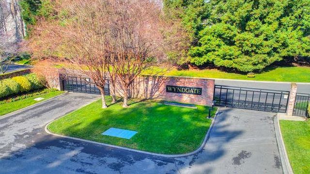 476 Wyndgate Rd, Sacramento, CA 95864