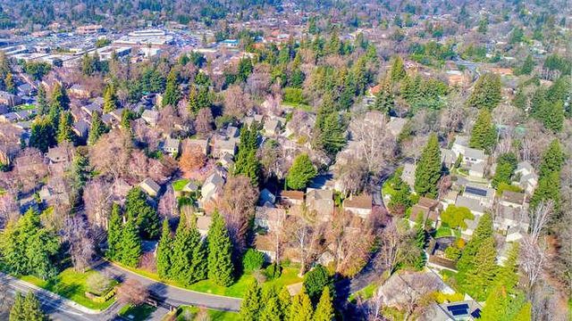 476 Wyndgate Rd, Sacramento, CA 95864