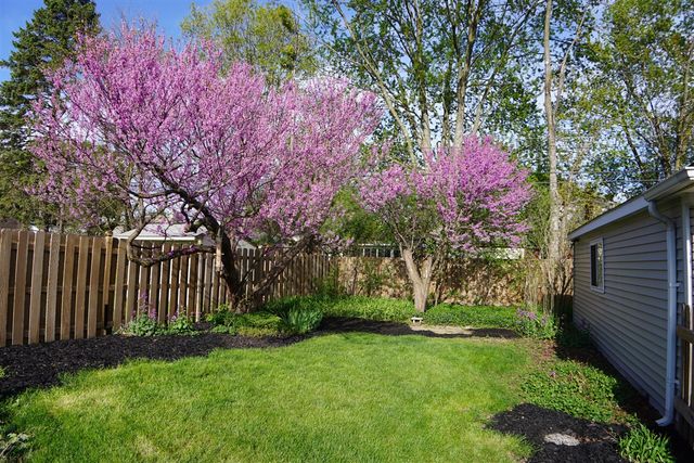 8364 Holly Drive, Canton, MI 48187