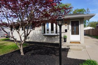 8364 Holly Drive, Canton, MI 48187