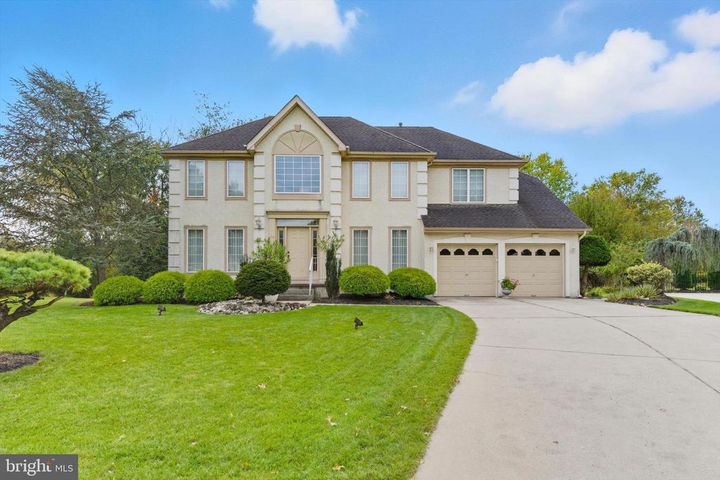 3 UNITED STATES CIR, Marlton, NJ 08053