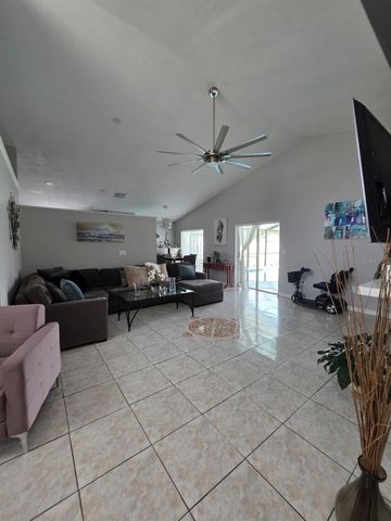 763 COUNTRY WOODS CIRCLE, Kissimmee, FL 34744